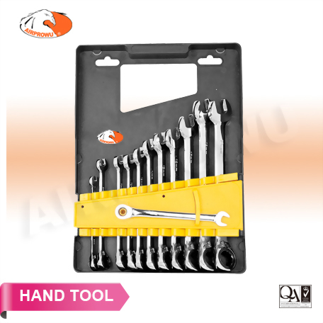 REVERSIBLE RATCHET WRENCH SET -72T
