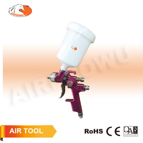 Spray Gun w/600cc POM Cup Spray Gun w/600cc POM Cup