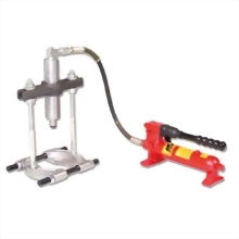SEPARATE HYDRAULIC PULLERS SEPARATE HYDRAULIC PULLERS