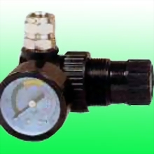 1/4" HVLP AIR REGULATOR w/GAUGE
