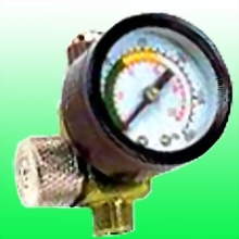 AIR REGULATOR w/150 PSI PRESSURE GAUGE