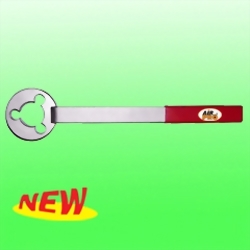 Reaction Wrench for European Automobiles