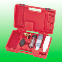 CO2 Checking In Radiator (With CO2 Test Liquid)