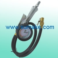 PROFESSIONAL 3-FUNCTION TIRE GAUGE (200 PSI)