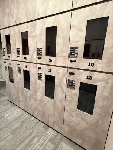 EVA Airlines Lounge Luggage Lockers