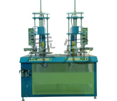 单面双头气压连结式泡壳机