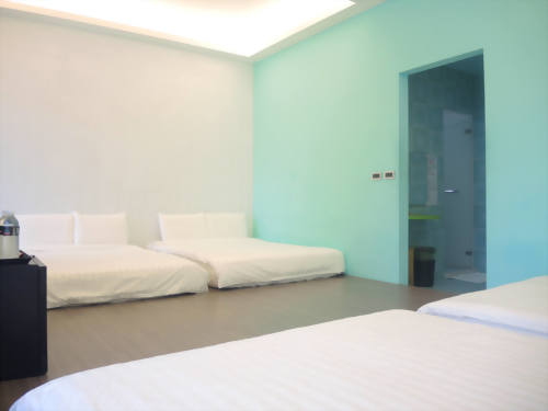 彩霞宿 - 八人房