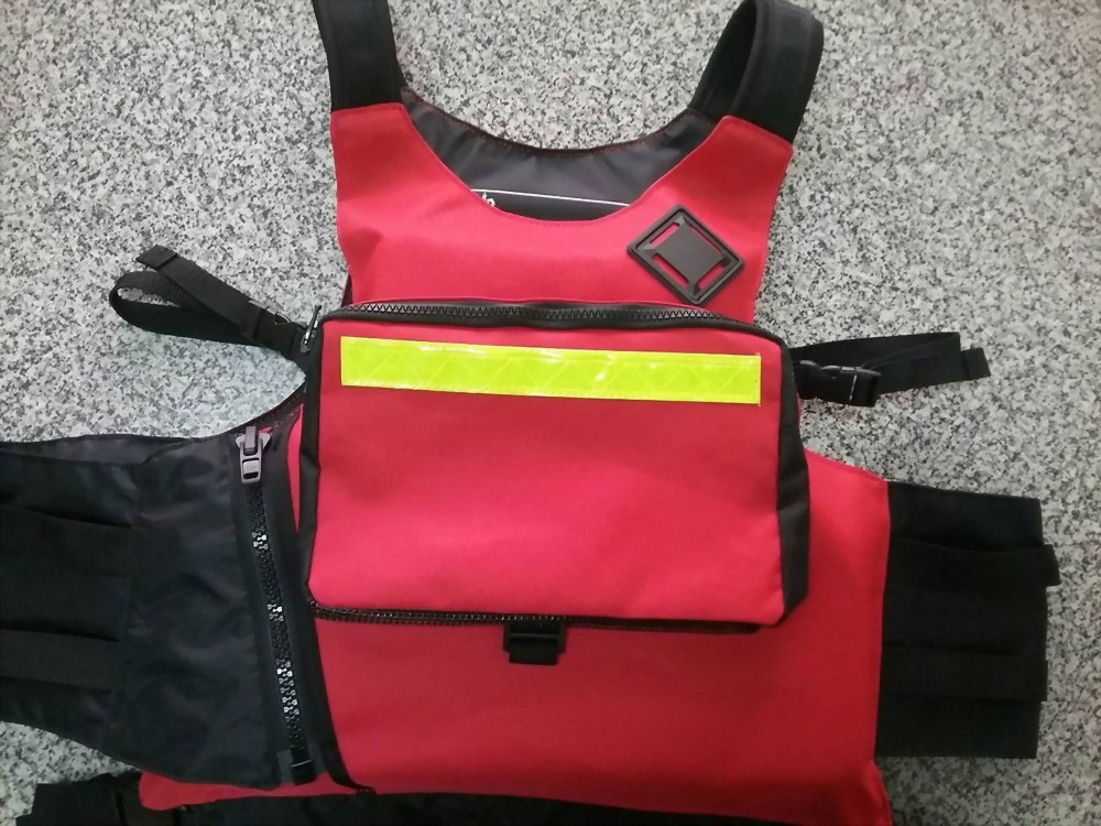 LIFE JACKET FOR SUP