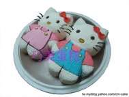 一對KITTY造型蛋糕