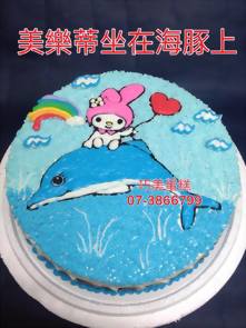 美樂蒂坐在海豚上