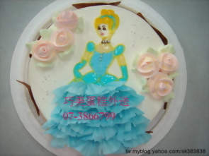 粉紅公主和藍公主一同參加生日Party