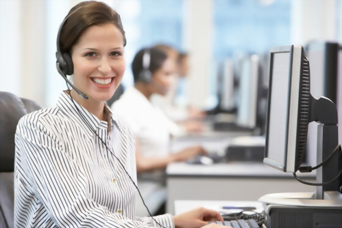 商業溝通文憑課程+帶薪實習(50週)