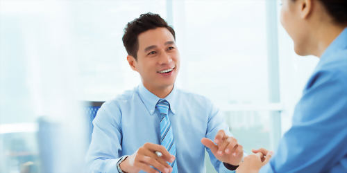 國際商業管理文憑課程+帶薪實習(50週)