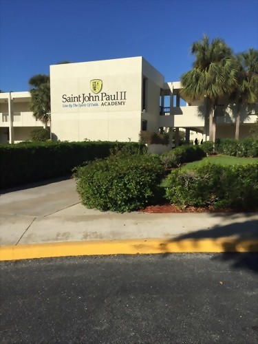 Saint John Paul II Academy 聖約翰保羅二世高中