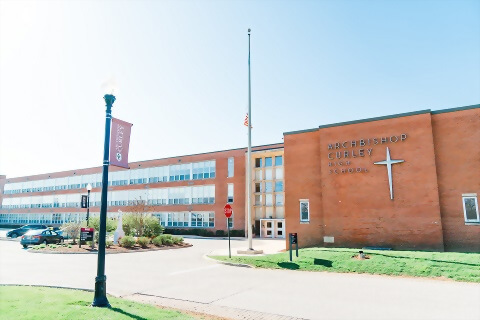 Archbishop Curley High School 大主教柯利高中