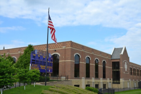 Cretin-Derham Hall High School 克雷汀-德拉姆莊園高中