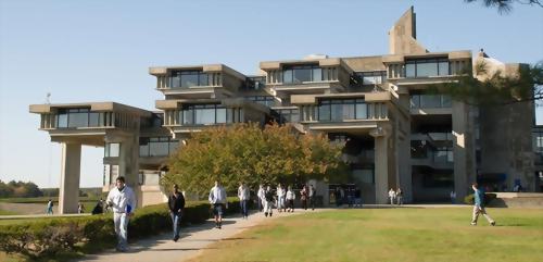 麻州大學達特茅斯分校 University of Massachusetts Dartmouth