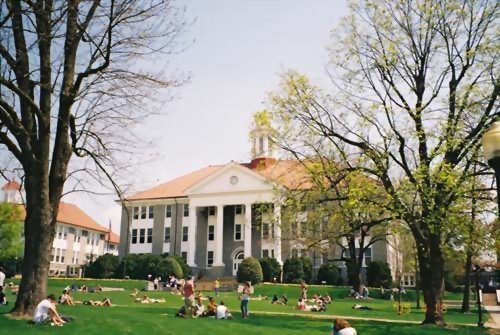 詹姆斯麥迪遜大學 James Madison University