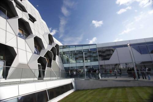 考文垂大學 Coventry University