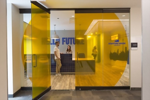 Stafford House International-Toronto 斯塔福德之家國際學院-多倫多分校