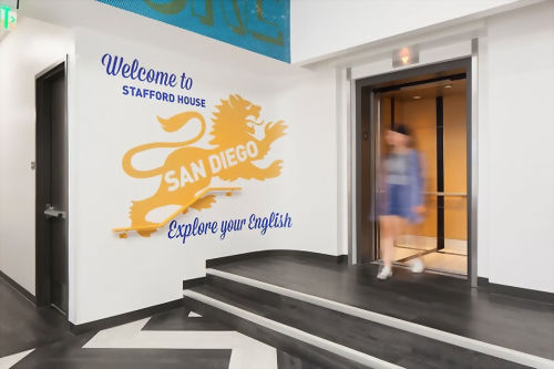 Stafford House International-San Diego 斯塔福德之家國際學院-聖地牙哥校區