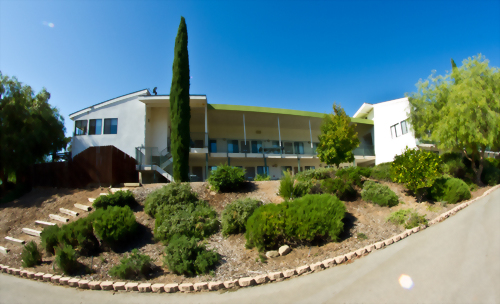 Besant Hill School of Happy Valley 貝赛特山中学