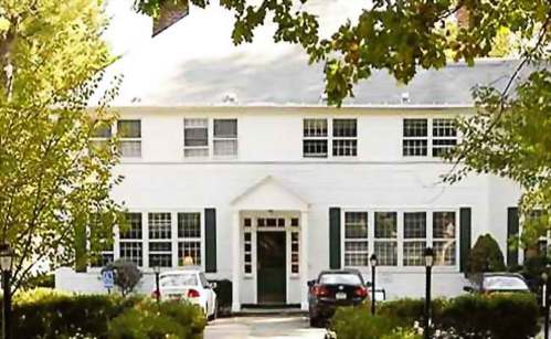 Oakwood Friends School 歐克中學