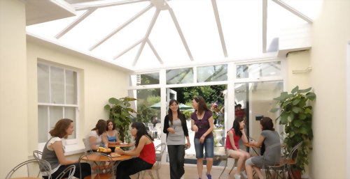 St Giles College Eastbourne 伊斯特堡分校