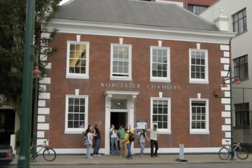 Languages International 國際語言學院