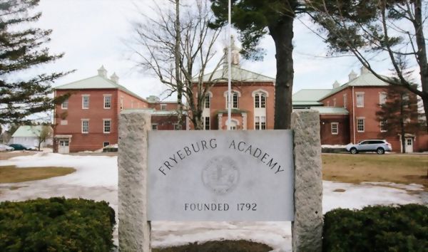 Fryeburg Academy 佛萊貝克中學