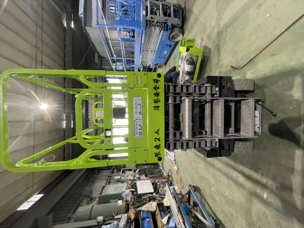 8M - 輪式剪刀高空作業車