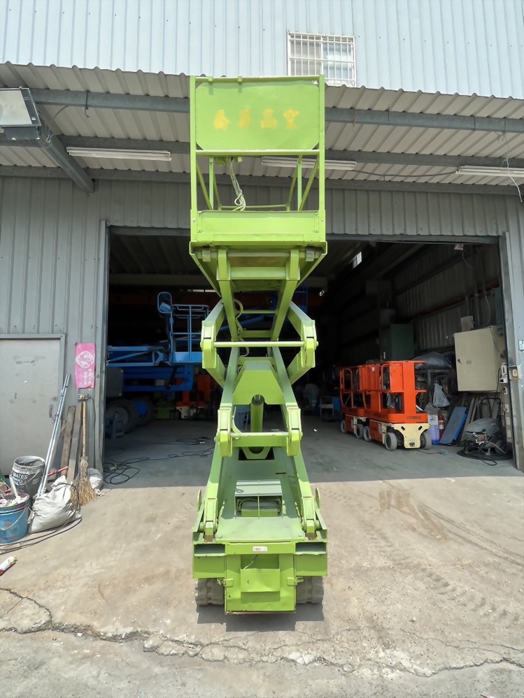 6米-履帶式剪刀