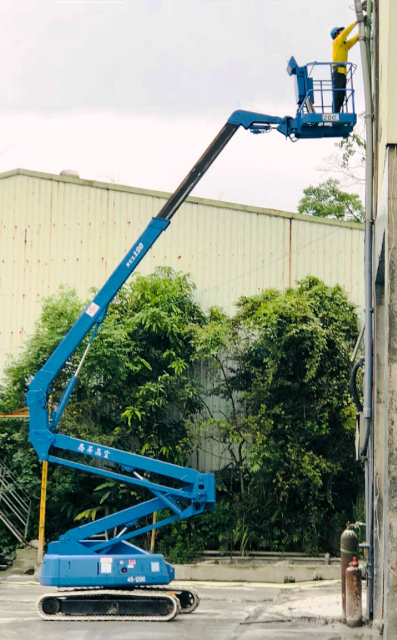 12M - 履帶曲臂式高空作業車