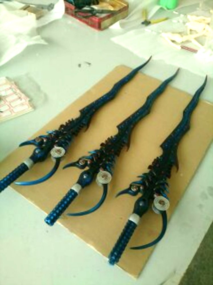 thunderbolt puppet show-two swords model :       句芒双剑