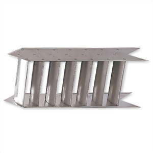 Moment-shaped wind vane