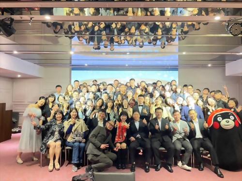 大行銷時代五大成功法則!崴浤科技揭年薪200萬人才養成秘辛 大行銷時代五大成功法則!崴浤科技揭年薪200萬人才養成秘辛