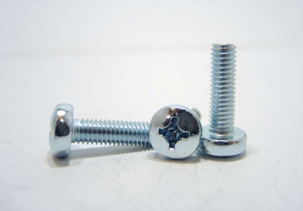 Machine screw