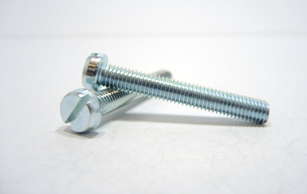 Machine screw