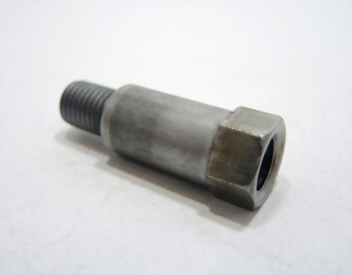 02 Customized Screws