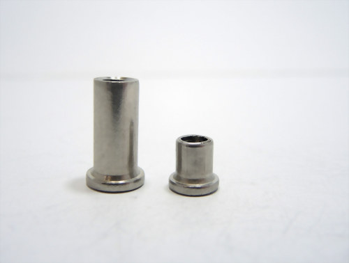 17 Customized Screws