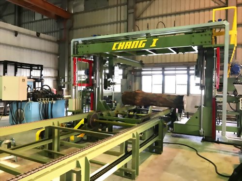 Automatic XY Centering Log Charger