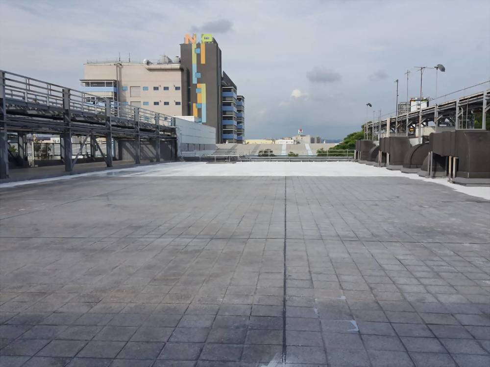 高雄恩智浦半導體公司-屋頂隔熱