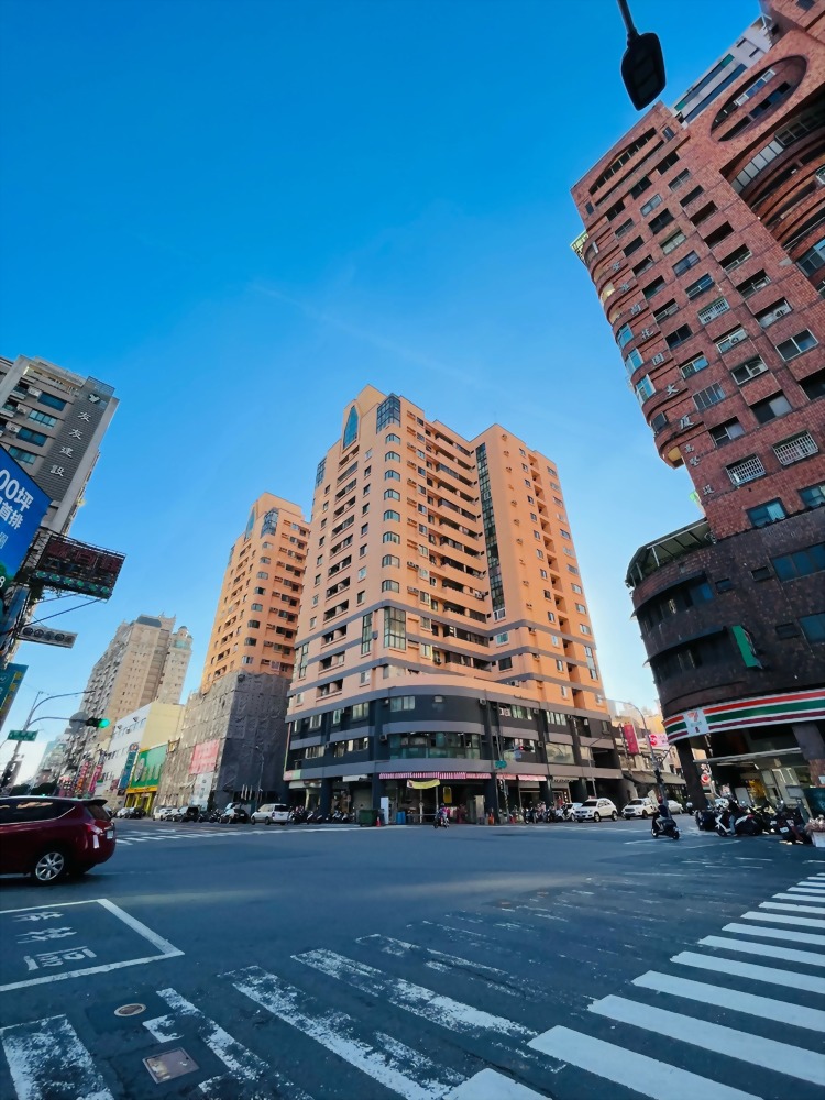 高雄鑽石雙星大廈