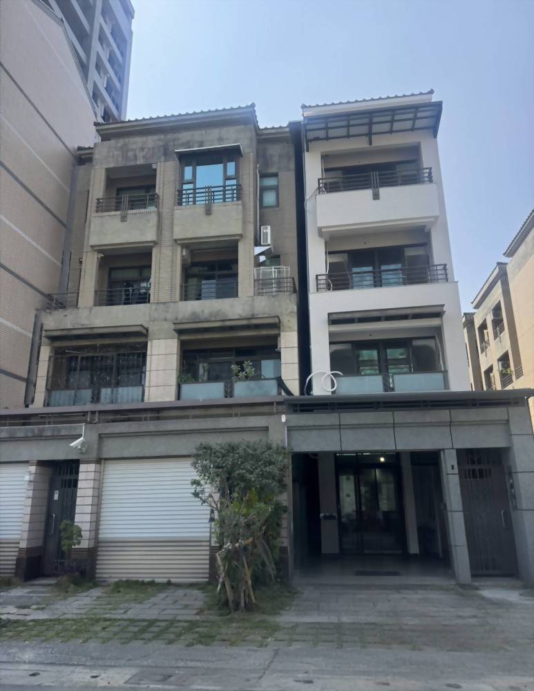 高雄楠梓援中路-透天舊屋翻新