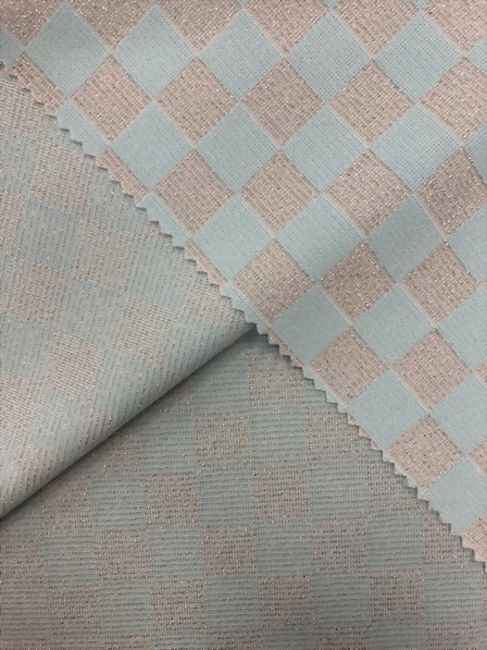 Polyester 86% / Metallic(Lurex) 7.4% / Spandex 6.6%