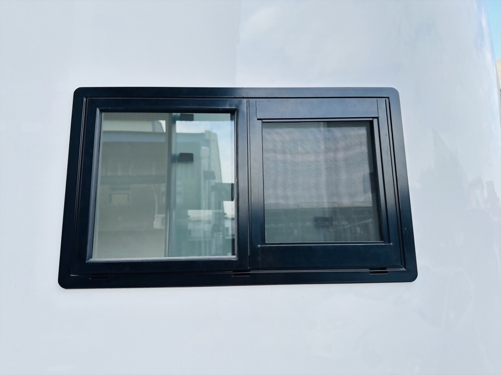 露營車車窗設計、露營車車窗製造商推薦 - 連毅精密