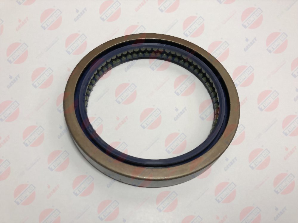 Crankshaft rear oil seal(6D95)