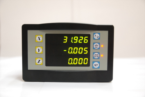 RD-17 全功能微型三軸數值顯示器