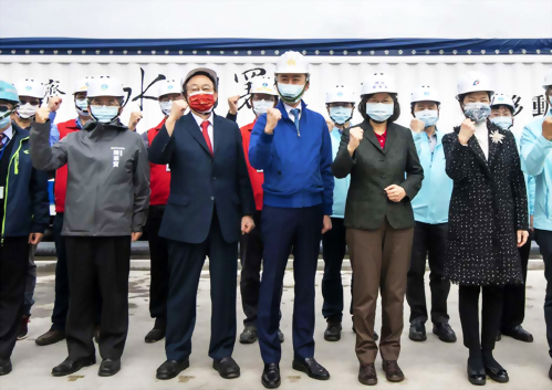 蔡英文總統、林智堅市長視察新竹海淡設施 感謝同仁春節堅守岡位