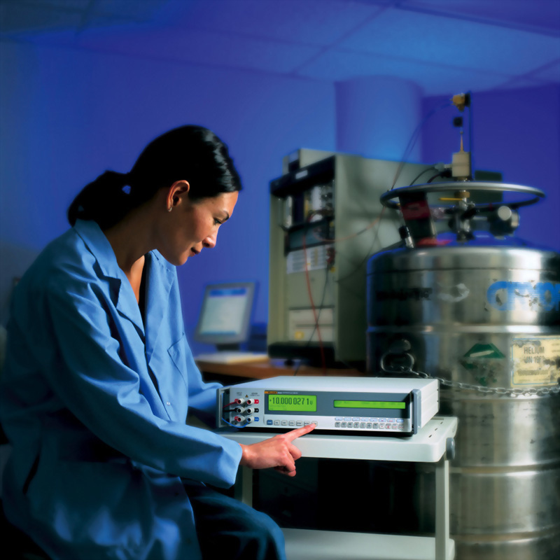 FLUKE_8.5_Digit_Reference_Multimeter_8508A_2